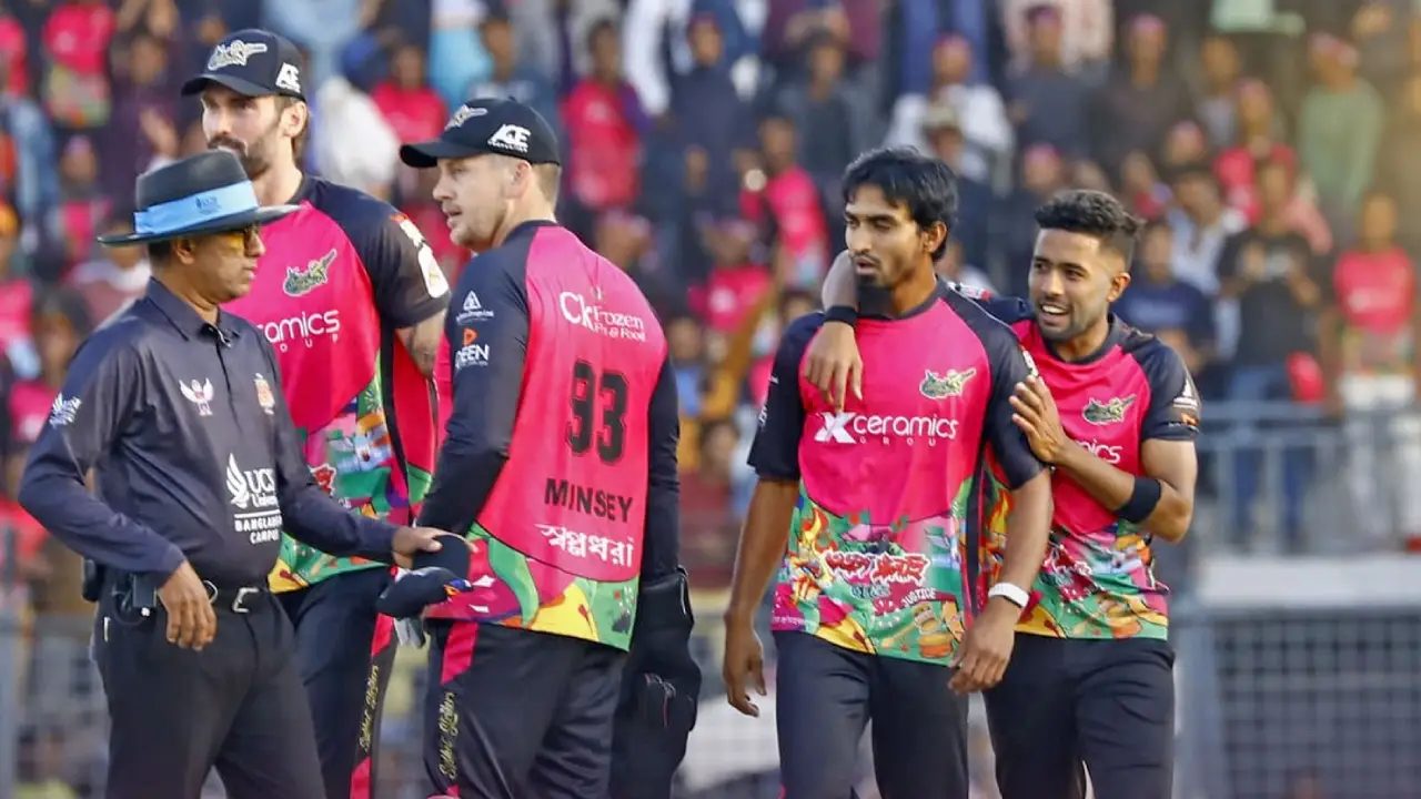 খুলনাকে হারিয়ে সিলেট স্ট্রাইকার্সের টানা ‍দ্বিতীয় জয়